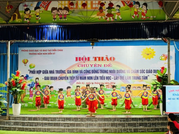 Chương trình phối hợp nhà trường, gia đình và xã hội tron công tác CSGD trẻ giai đoạn chuyển tiếp từ mầm non lên tiểu học
