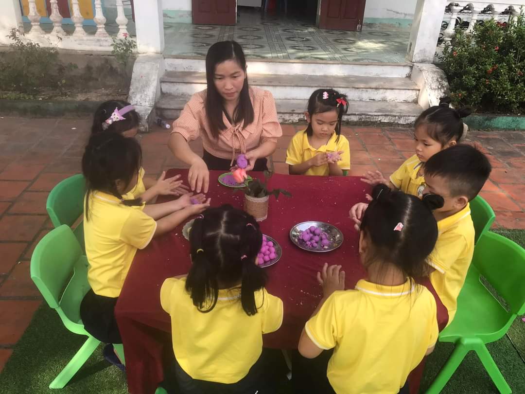 895752a6faa952f70bb8